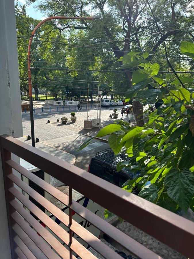 Mitre Emperador Apartment เมนโดซา ภายนอก รูปภาพ